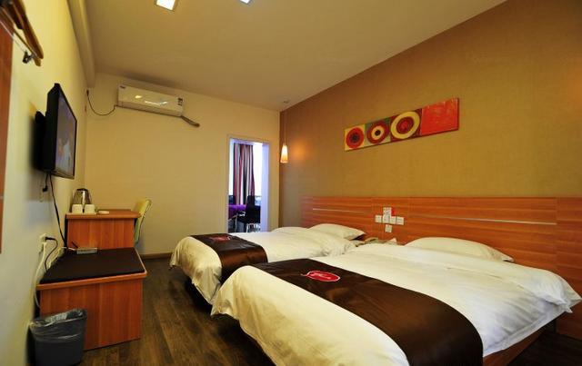 Thank Inn Chain Hotel Guizhou Anshun Development Area Xihang Road Εξωτερικό φωτογραφία